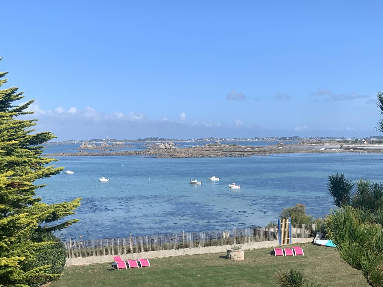 La Maison sur la Mer in Le Dossen, Santec