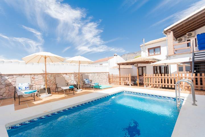 Villa for 6 people, with terrace - 1