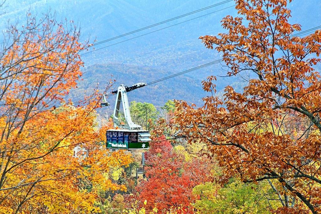 A + Ansichten! 8/7 Pool / Arkaden, Airhockey, Tischfußball. Perfekt für Lg Familien und Gruppen in Sevier County