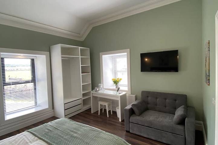 Beautifully renovated 4 Bed Detached House in Inishowen, County Donegal