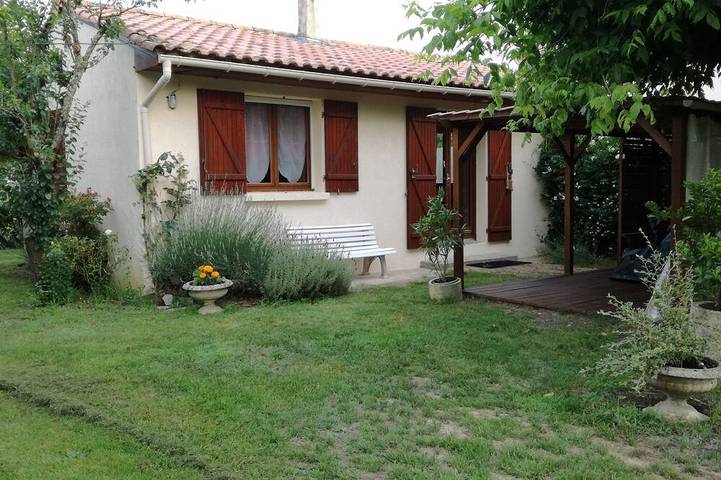 Ferienhaus für 2 Personen, mit Garten und Terrasse - 1