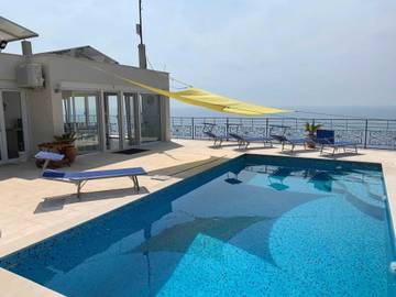 Ferienhaus für 6 Personen, mit Pool und Terrasse in Montenegro