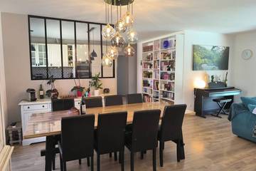 Location de vacances pour 8 personnes, avec jacuzzi et jardin à Biganos