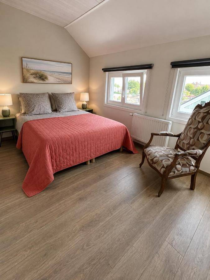 Location de vacances pour 4 personnes, avec Terrasse et Jardin à Bambecque