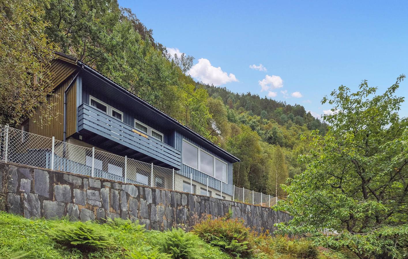 Vakantiehuis voor 8 personen met terras in Hardangerfjord