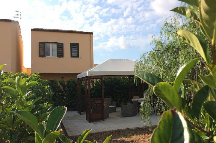 Ferienhaus für 5 Personen, mit Garten und Terrasse sowie Pool - 1