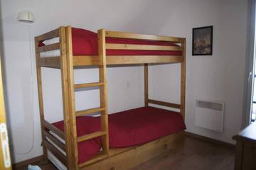 Chalet pour 12 Personnes dans Germ, Pyrénées, Photo 3