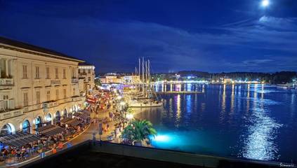 Ferienwohnung für 3 Personen, mit Balkon in Poreč