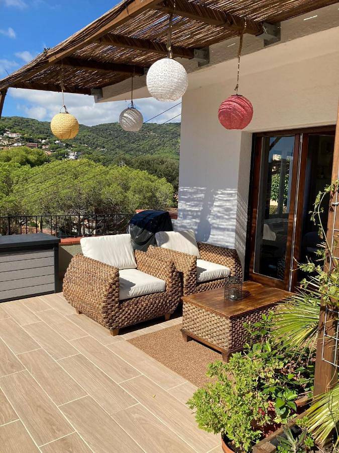 Gîte pour 2 personnes, avec vue et jardin, adapté aux familles à Cabrils - 3