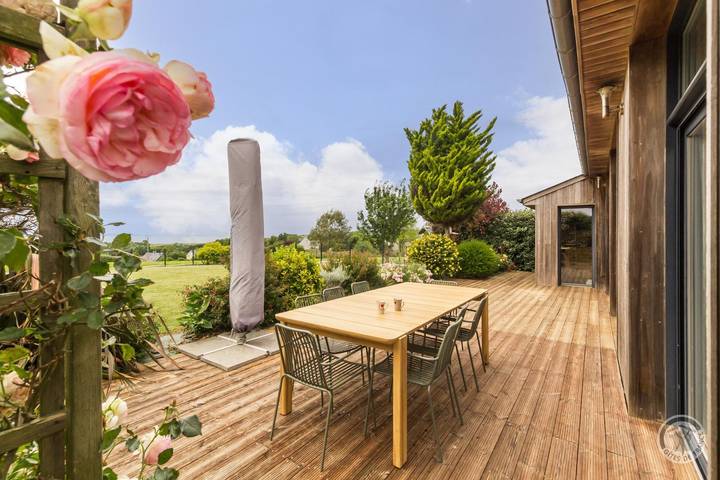 Gîte pour 9 personnes, avec jardin et terrasse à Dragey-Ronthon - 4