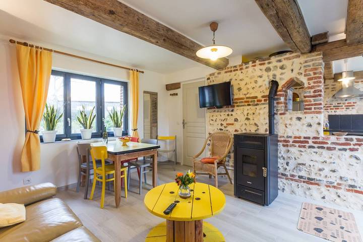 Gîte pour 4 personnes, avec Terrasse ainsi que Jardin et Vue à Saint-Jouin-Bruneval