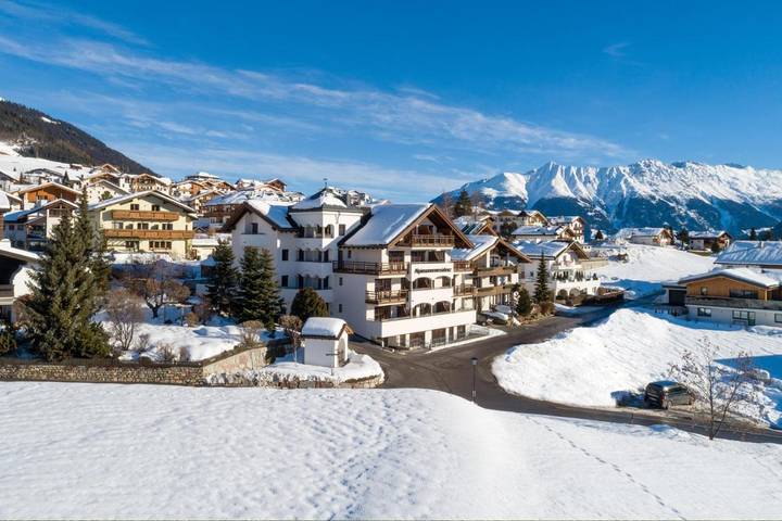 Vakantiewoning voor 2 personen, with Balkon and Tuin as well as Sauna and Uitzicht in Fiss