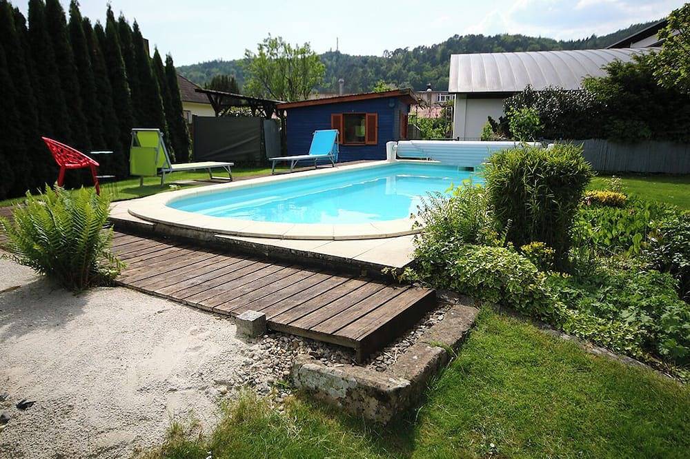 Traumhaus mit Pool und eigener Sauna in Dahn, Pfalz