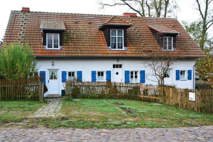 Ferienwohnung für 5 Personen, mit Terrasse und Garten in Kratzeburg - 2