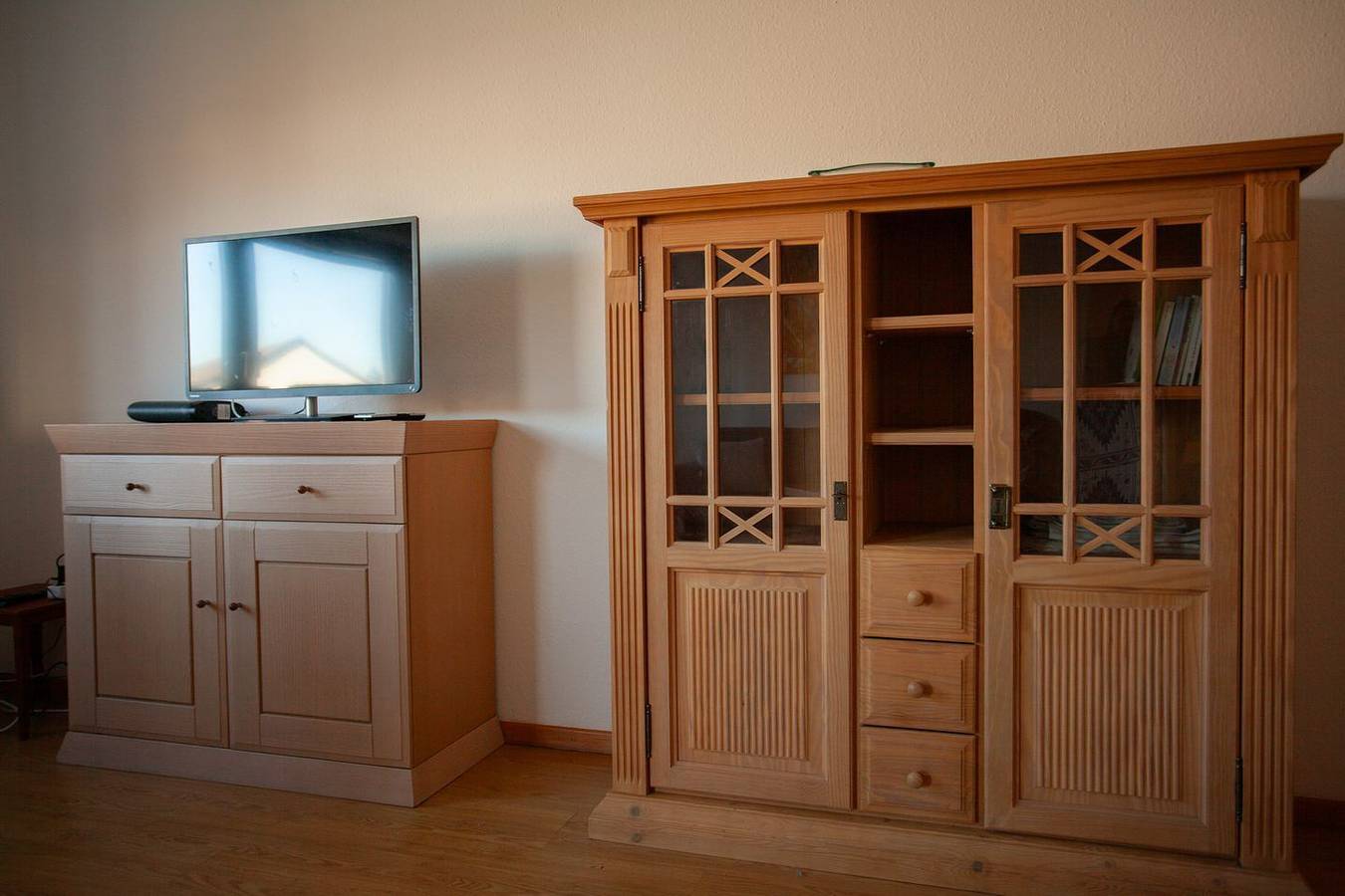 Ganze Wohnung, Schweiz & Lage klar im Fokus in Büsingen am Hochrhein, Landkreis Konstanz