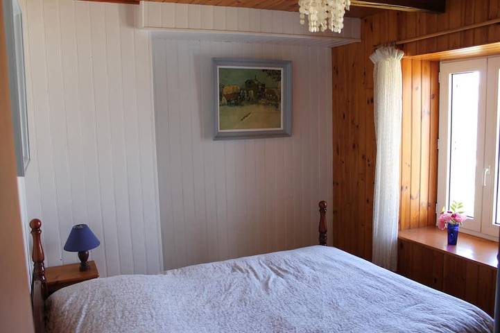 Gîte pour 4 personnes, avec jardin et terrasse, animaux acceptés à Plonévez-Porzay - 2