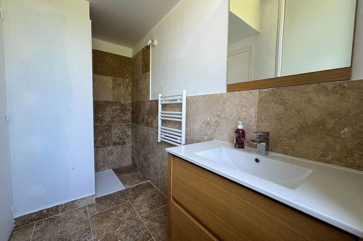 Gîte pour 5 personnes, animaux acceptés dans Lac de Pannecière - 3