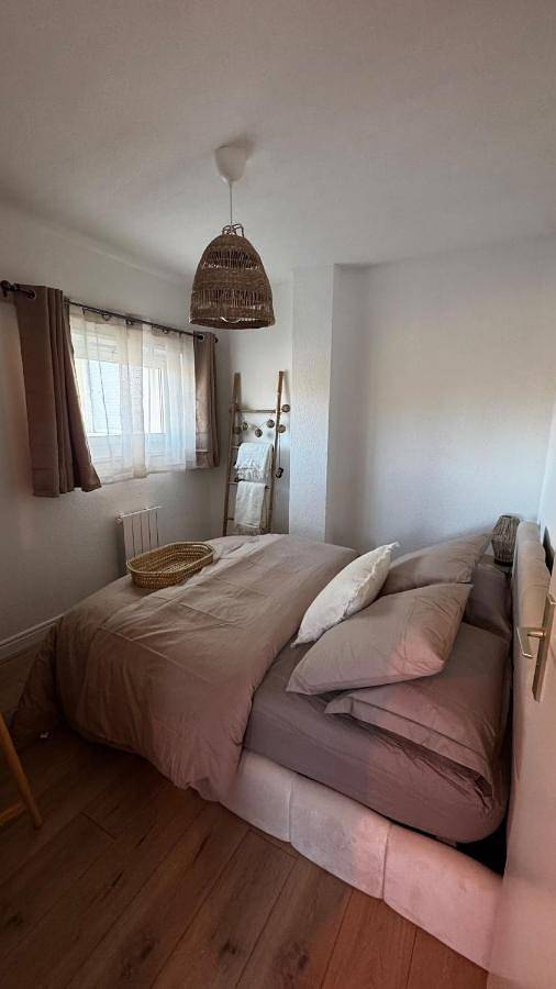 Gîte pour 4 personnes, avec vue ainsi que jardin et piscine à Saint-Laurent-en-Grandvaux - 4