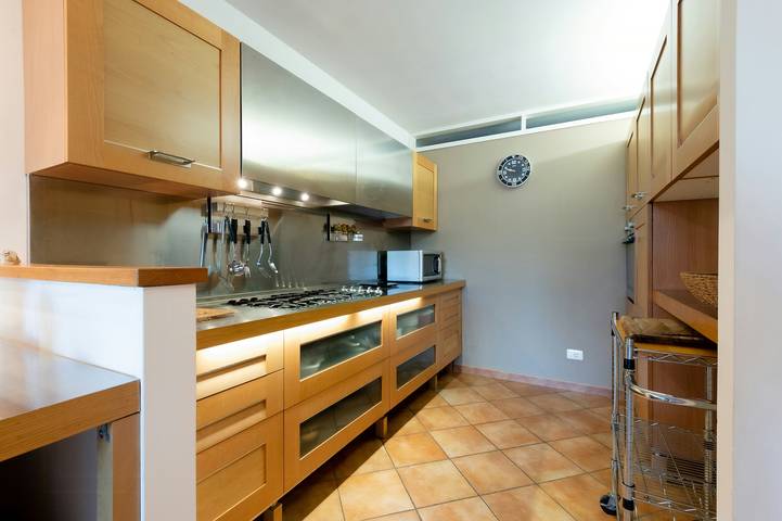 Villa con piscina sul Lago di Bracciano in Bracciano, Lago di Bracciano
