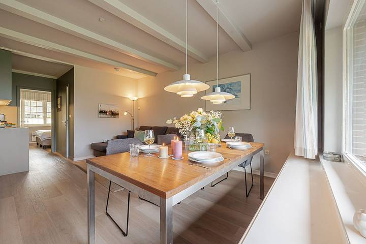 Ferienwohnung für 5 Personen, mit Terrasse und Garten sowie Pool und Ausblick auf Sylt