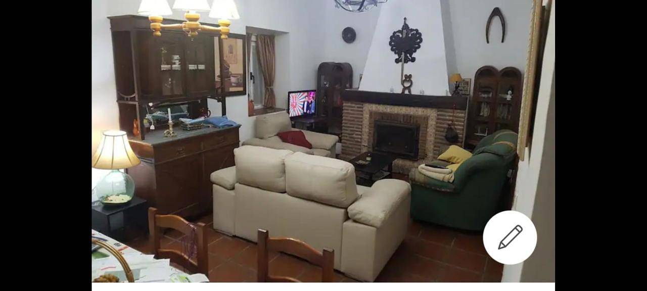 Three-Bedroom Villa in Granada, Provincia de Granada
