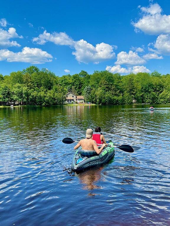 Aire - Zen Oasis Retreat Private/Hotub/Sauna/Pool Table/Poker/Firepit/Bbq in Blakeslee, Monroe County (PA)