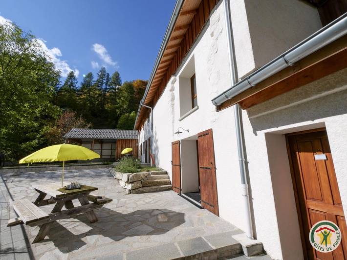 Gîte pour 4 personnes, avec terrasse - 1