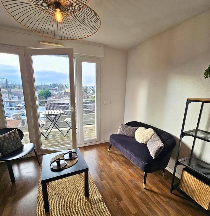 Gîte pour 2 personnes, avec Balcon ainsi que Terrasse et Vue à Villenave-d'Ornon - 4