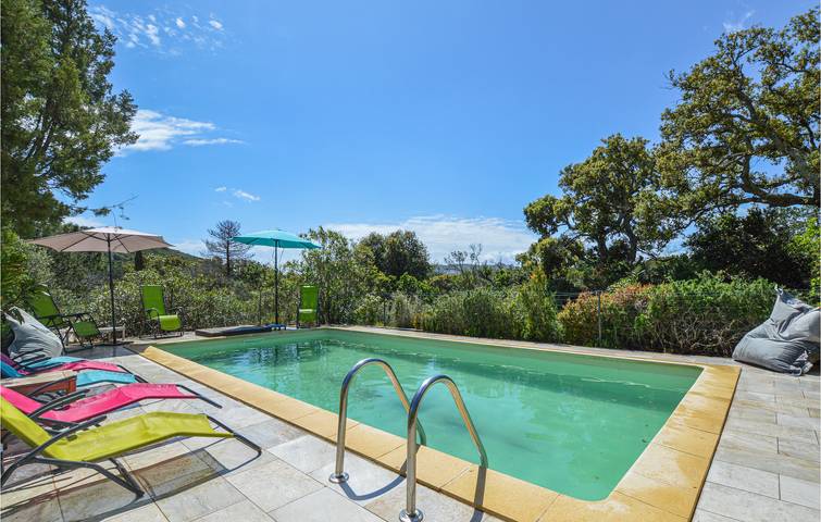 Ferienhaus für 9 Personen, mit Terrasse und Pool sowie Garten in Porto-Vecchio - 3