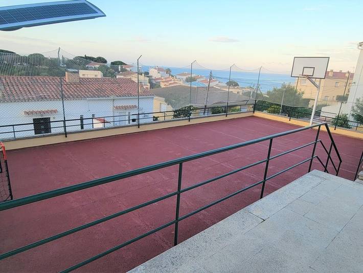 Casa rural para 11 personas, con jardín y terraza, Se admiten mascotas en Llansá - 4