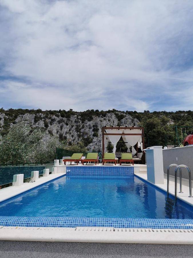 Villa pour 12 personnes, avec jardin ainsi que vue et piscine à Sevid - 3