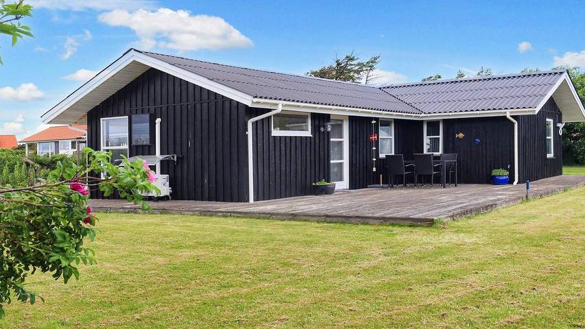 Ferienhaus für 7 Personen, mit Sauna und Terrasse, mit Haustier in Løkken