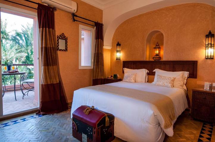 Chambre d’hôte pour 2 personnes, avec terrasse ainsi que piscine et jardin à Marrakech