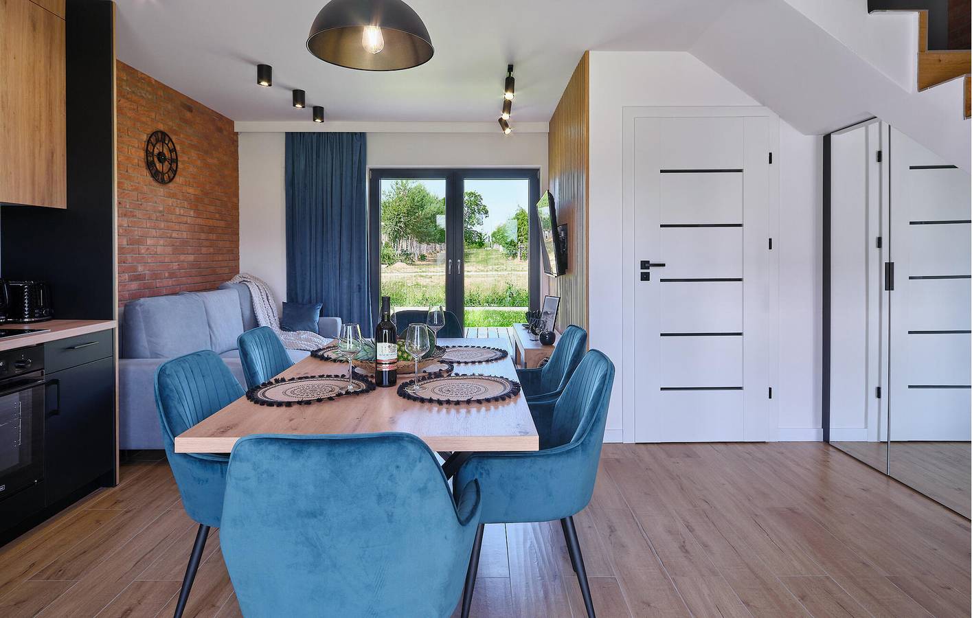 Ferienhaus für 7 Personen mit Terrasse in Nowęcin, Slowinzischer Nationalpark