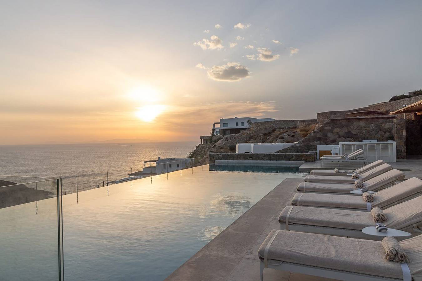 Villa für 18 Personen mit Meerblick in Agios Stefanos, Mykonos