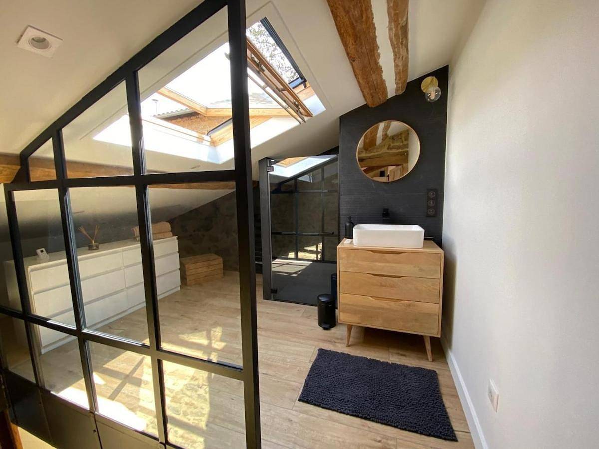 Maison de rêve pour des vacances ressourçantes avec piscine in Ville-sur-Jarnioux, Beaujolais