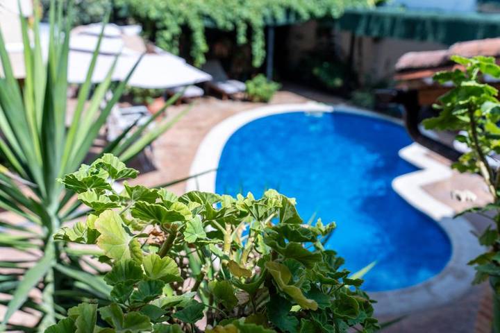 Hôtel pour 2 personnes, avec piscine et jardin - 1