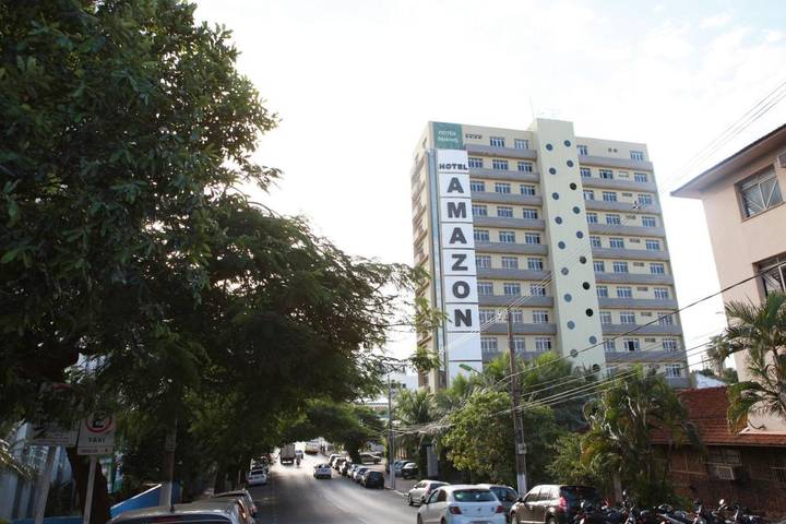Pousadas para 2 pessoas, com piscina e jardim em Cuiabá