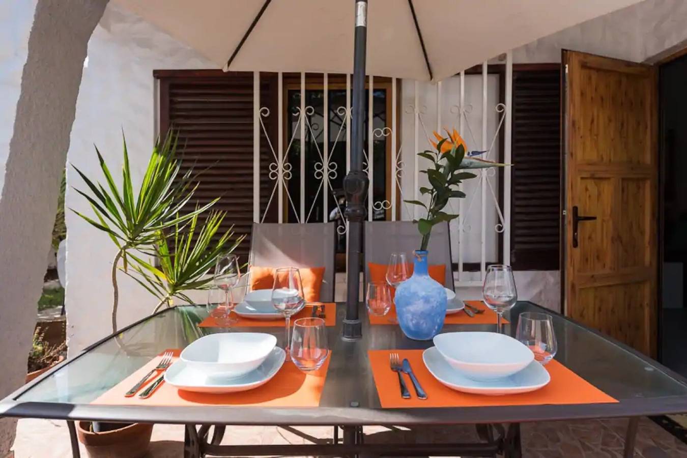 Casa vacanze 'Bungalow Ubicación Ideal' con piscina condivisa, terrazza condivisa e Wi-Fi in Maspalomas, San Bartolomé de Tirajana