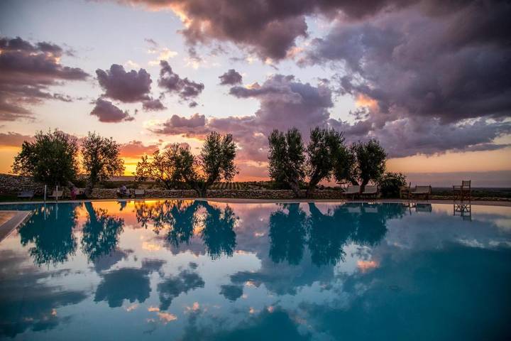 Location de vacances pour 2 personnes, avec jardin ainsi que vue et piscine à Andria - 4