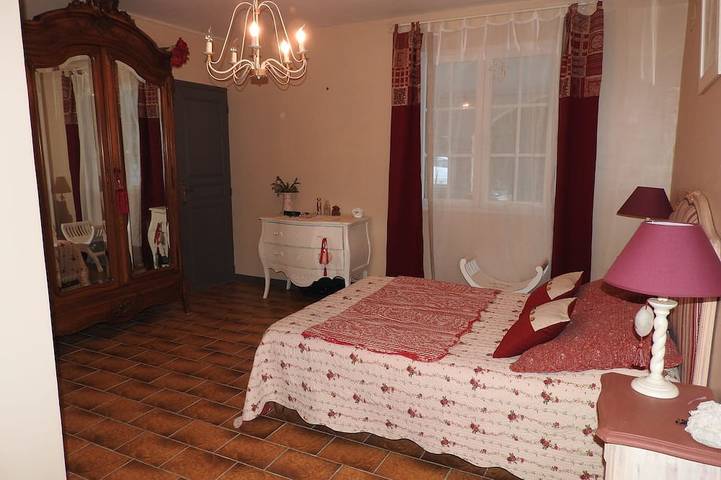 Location de vacances pour 6 personnes, avec jardin et piscine à Istres - 3