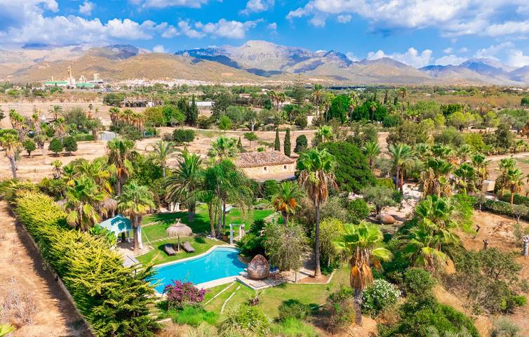 Casa de vacaciones para 4 personas, con jacuzzi y piscina además de terraza y jardín, Se admiten mascotas en las Islas Baleares - 3