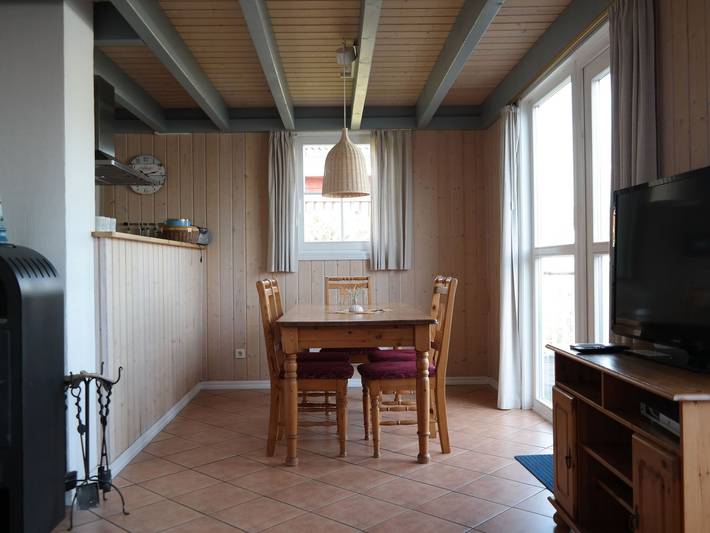 Ferienhaus für 8 Personen, mit Garten und Seeblick sowie Sauna und Terrasse, mit Haustier in Brandenburg - 4