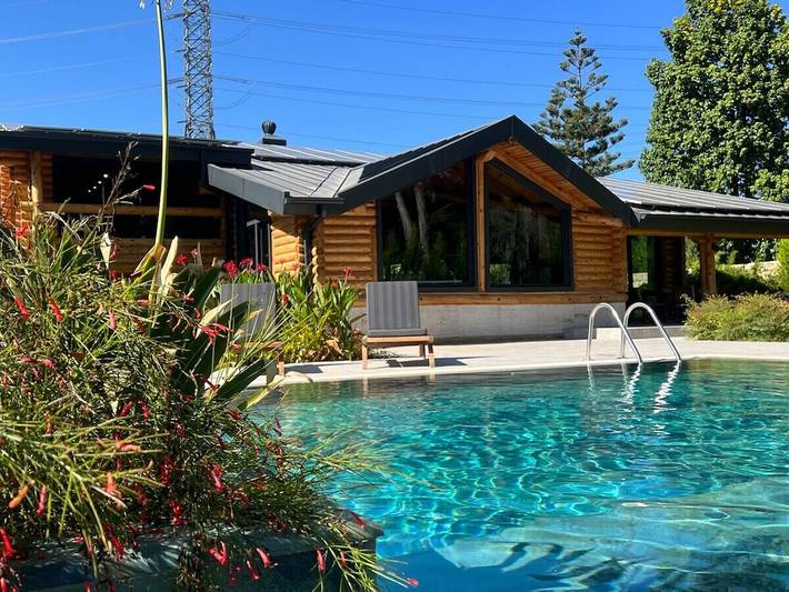 Chalet para 10 personas, con jardín y terraza además de sauna y piscina, Se admiten mascotas - 1