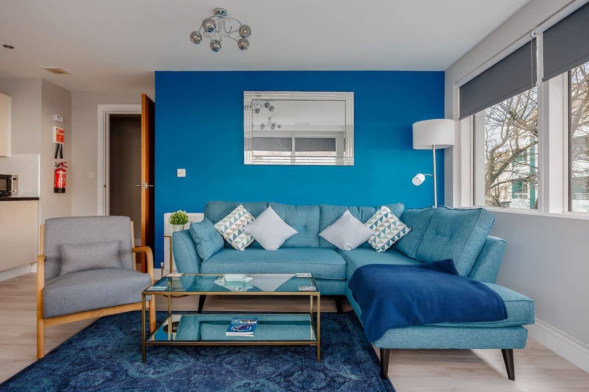 Entire apartment, Seafarers -  Apartment, Central Location in Poole, Poole Harbour