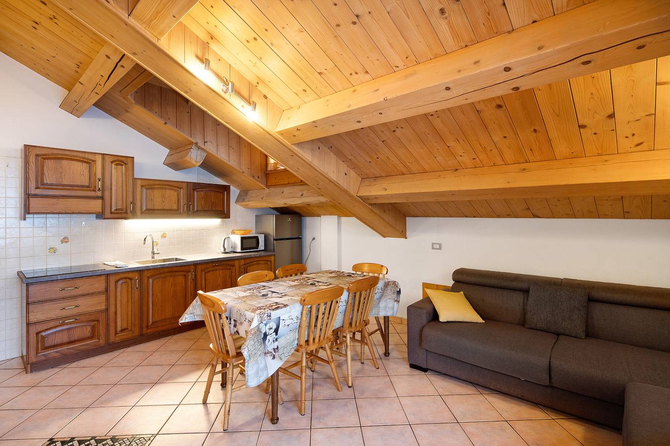 Apartamento entero, Apartamento Piz Saliente con vistas a la montaña, Wi-Fi, terraza y jardín in Livigno, Valtellina