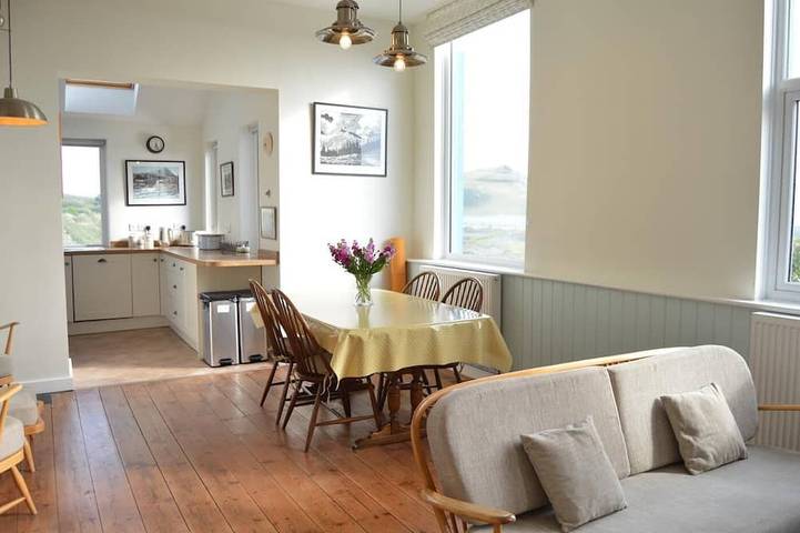 Log cabin for 6 people, with garden in Aberystwyth