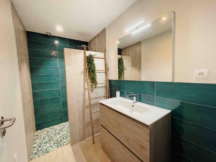 Gîte pour 9 personnes, avec jardin dans Plage Des Minimes - 4