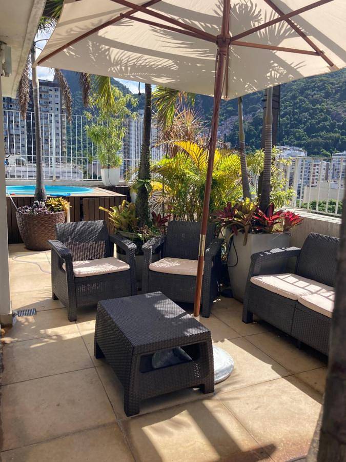Villa pour 3 personnes, avec terrasse et vue ainsi que piscine et jardin à Rio de Janeiro