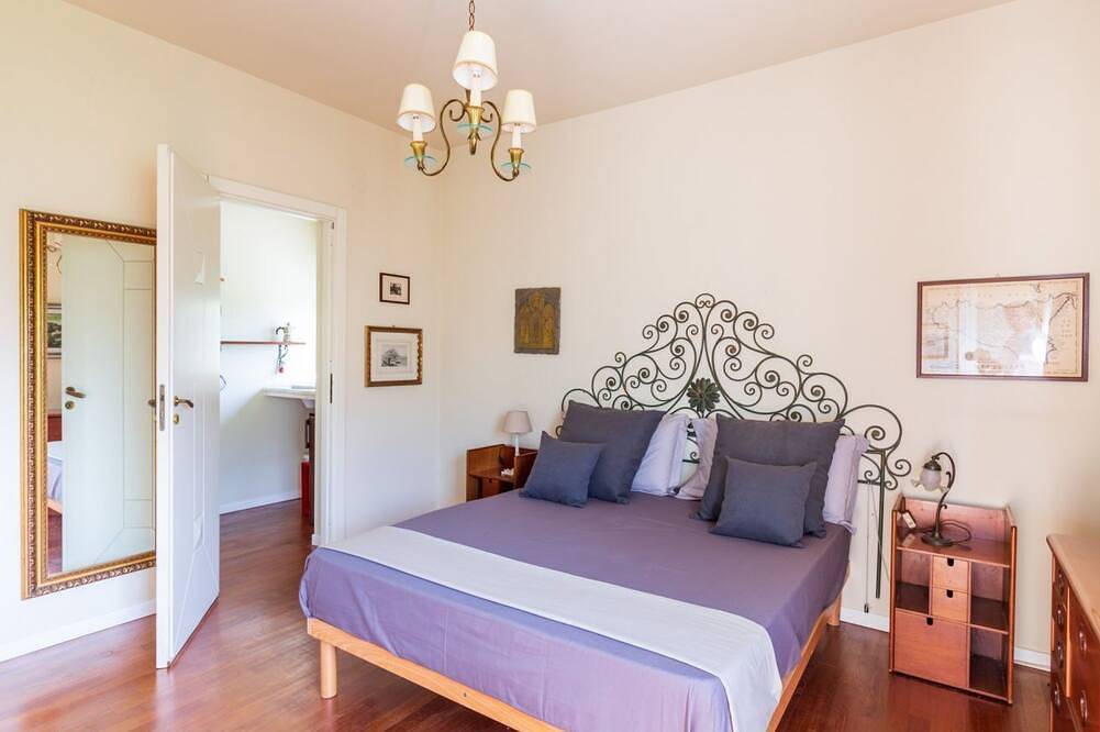 Domus Sicily - Luxury villa with pool and patios just 4km from the city center. in Palermo, Palermo Province